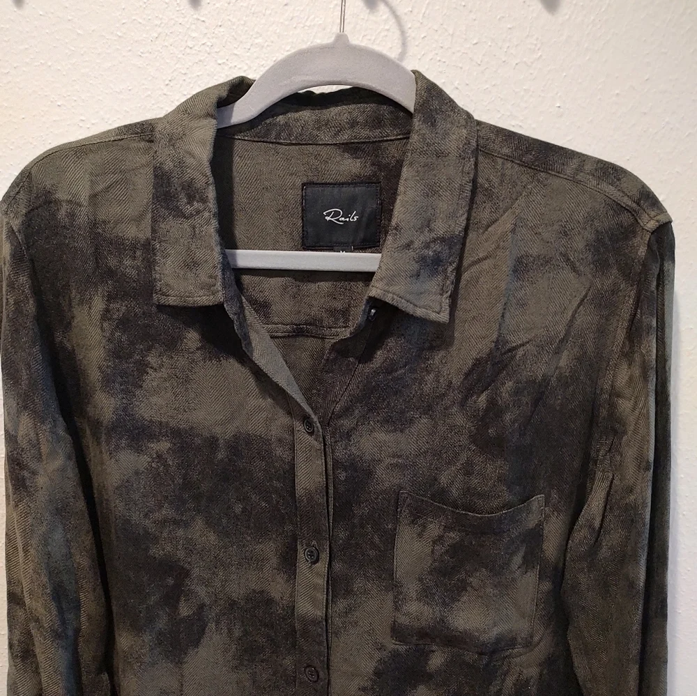 Rails Long Sleeve Hunter Olive Tie Dye Women’s Shirt Black M - Picture 6 of 12